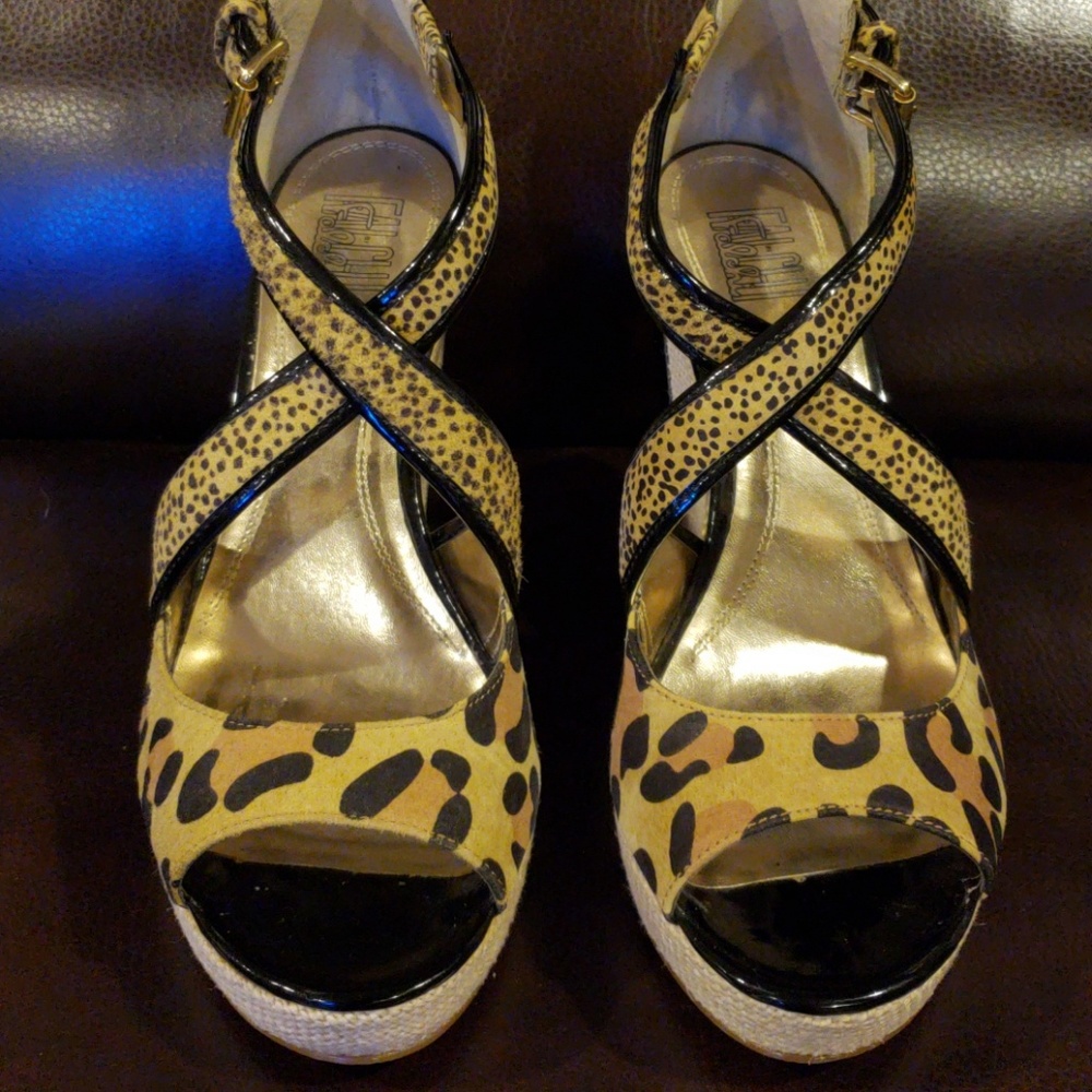 🎊 Pick 3 items for $15🎊🎊Womens wedges$final markdown - Picture 1 of 5